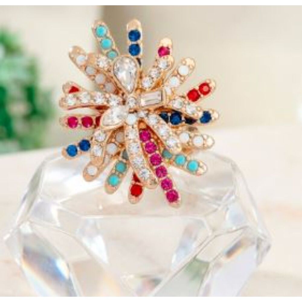 Banana Republic Women's Crystal Rainbow Fireworks Burst Spray Ring NWT 68 Sz 7